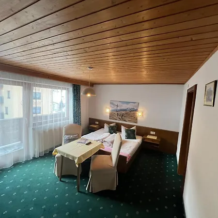Pension Aloisl'S Harmonie Nauders Buitenkant foto