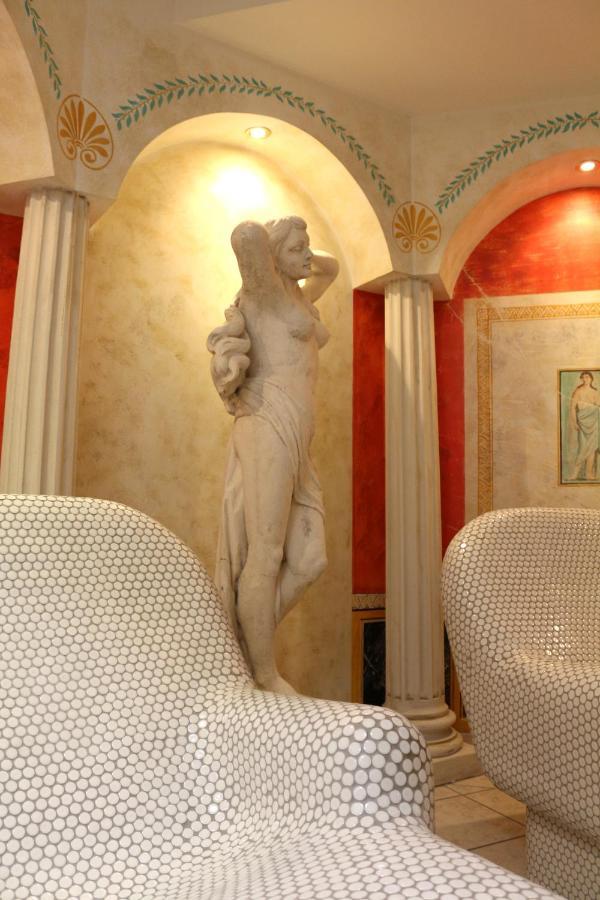 Aloisl's Harmonie 3*